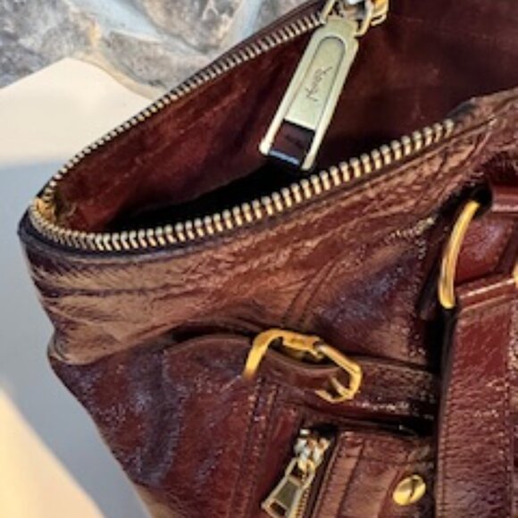 Yves Saint Laurent Rive Gauche Burgundy Patent Leather Sac Downtown Tote - Picture 12 of 14